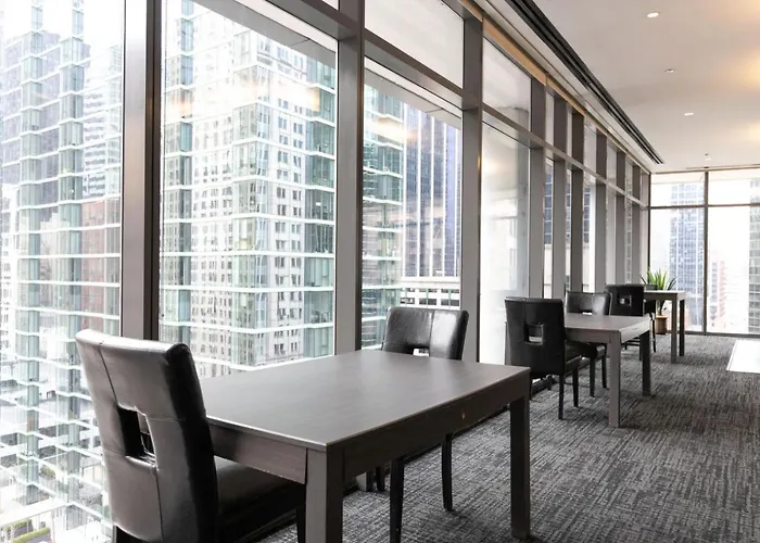 Apartment Loop W Pool Gym Nr Theatre District Chi-248 Chicago