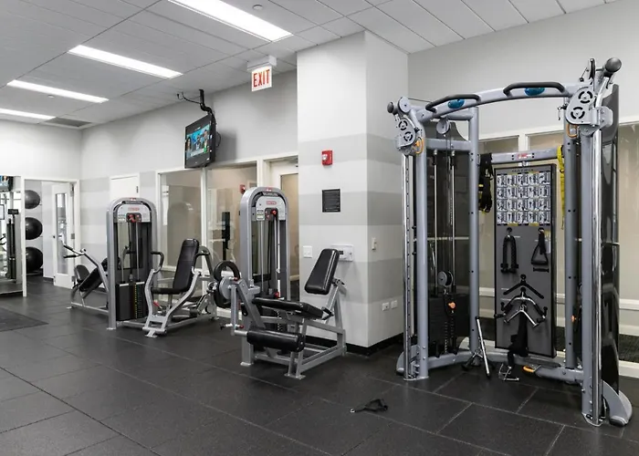 Apartment Loop W Pool Gym Nr Theatre District Chi-248 *