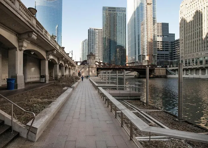 Loop W Pool Gym Nr Theatre District Chi-248 Apartment *