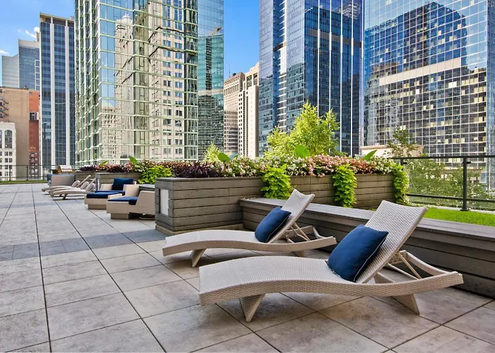 Apartment Loop W Pool Gym Nr Theatre District Chi-248 Chicago